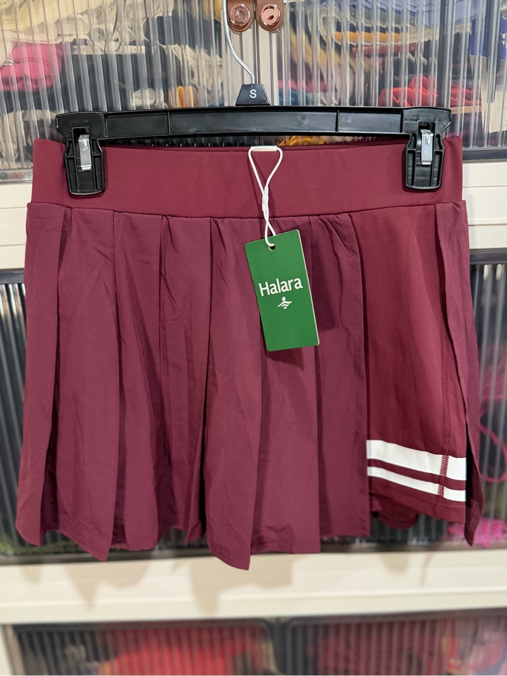 HALARA Pleated Athletic Mini Skirt in Wine with White Stripes